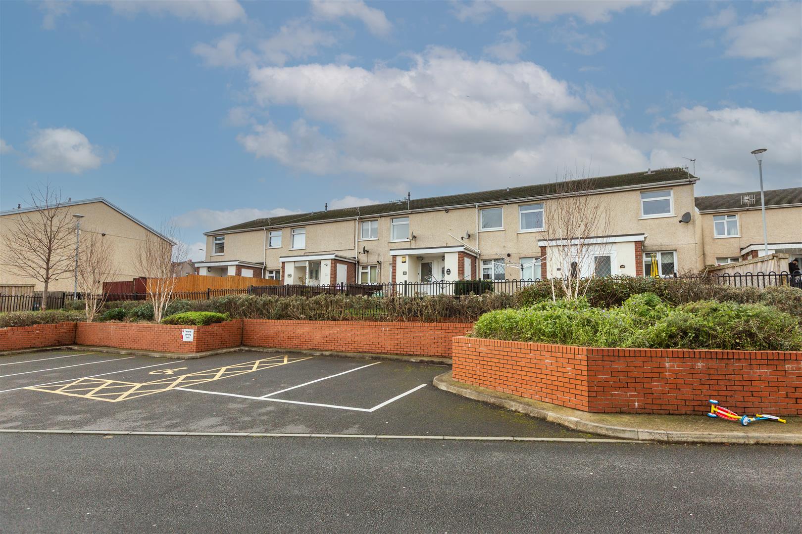 Pentregethin Road, Cwmbwrla, Swansea, SA5 8AY